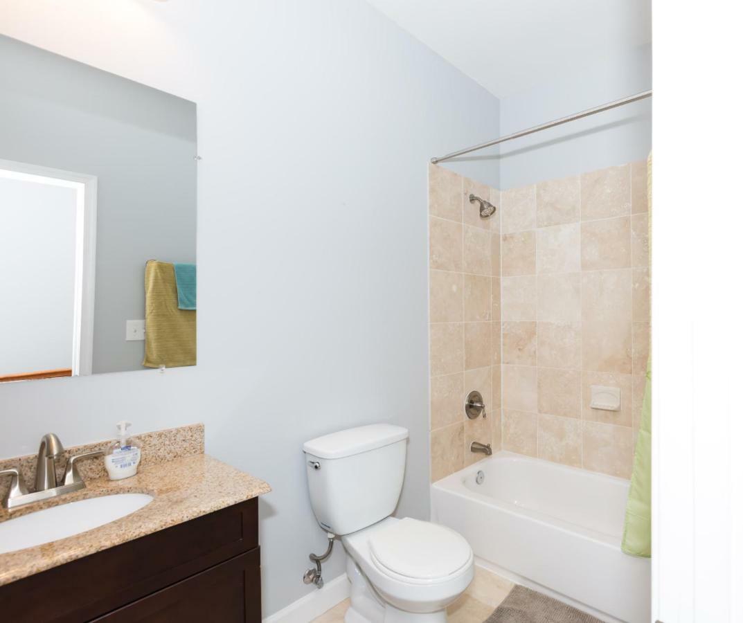Steps To Convention Center, Downtown Dc, And Metro Station: Private And Comfortable Bedroom/Bathroom 华盛顿哥伦比亚 外观 照片
